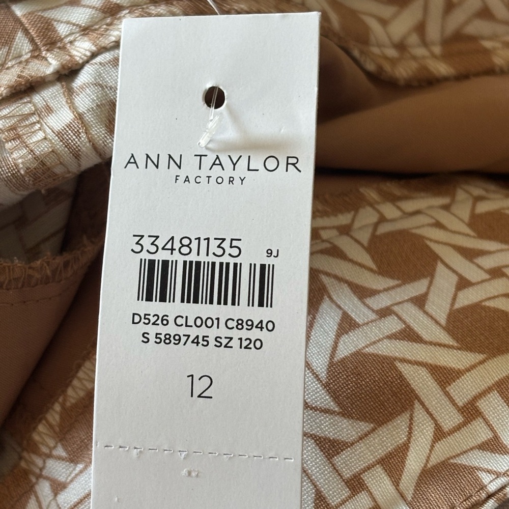 Ann Taylor Tan Patterned Women's Shorts - Picture 4 of 10